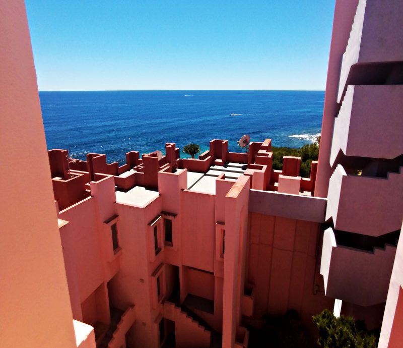 Muralla Roja pogled na Mediteransko more