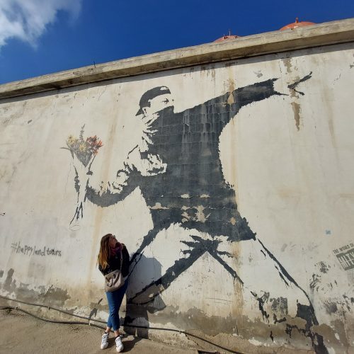 Jedan od grafita Banksy u Betlehemu