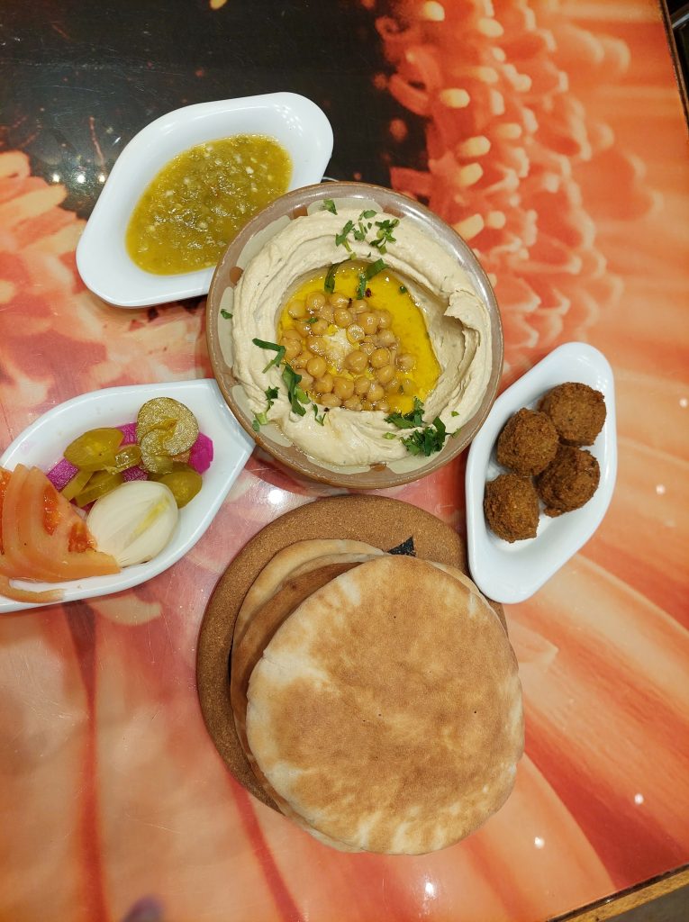 putovanje u palestinu falafel humus