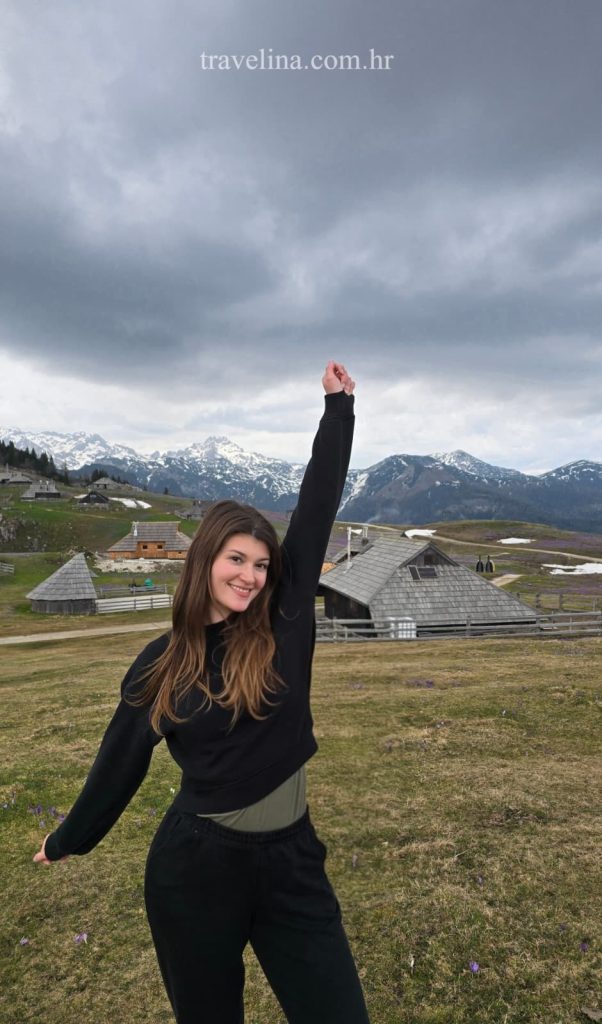 pastirsko selo na velikoj planini tea travelina
