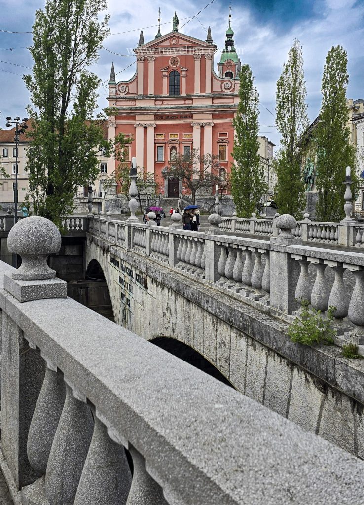 Izlet u ljubljanu Prešernov trg i Tromostovje - simboli Ljubljane